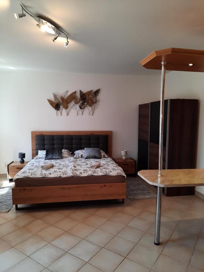 Crazy Frog Gambrinusz Ii. Apartment Hajdúszoboszló Екстериор снимка