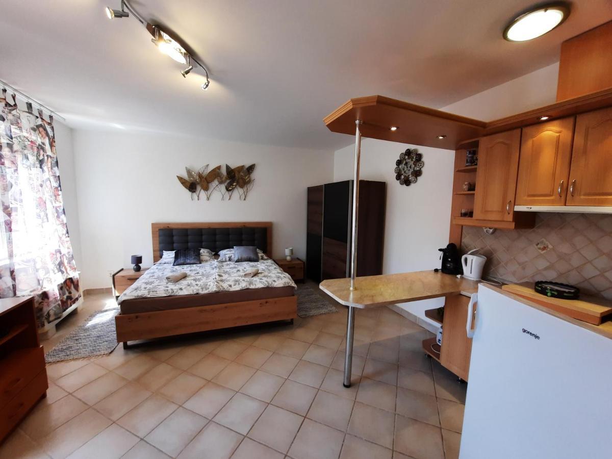 Crazy Frog Gambrinusz Ii. Apartment Hajdúszoboszló Екстериор снимка