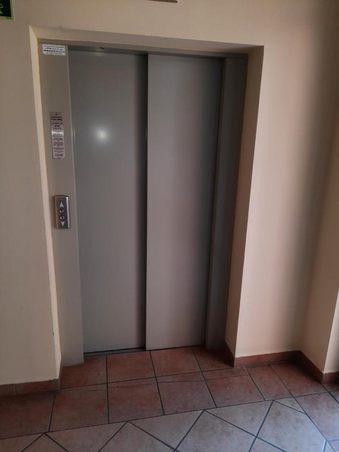 Crazy Frog Gambrinusz Ii. Apartment Hajdúszoboszló Екстериор снимка